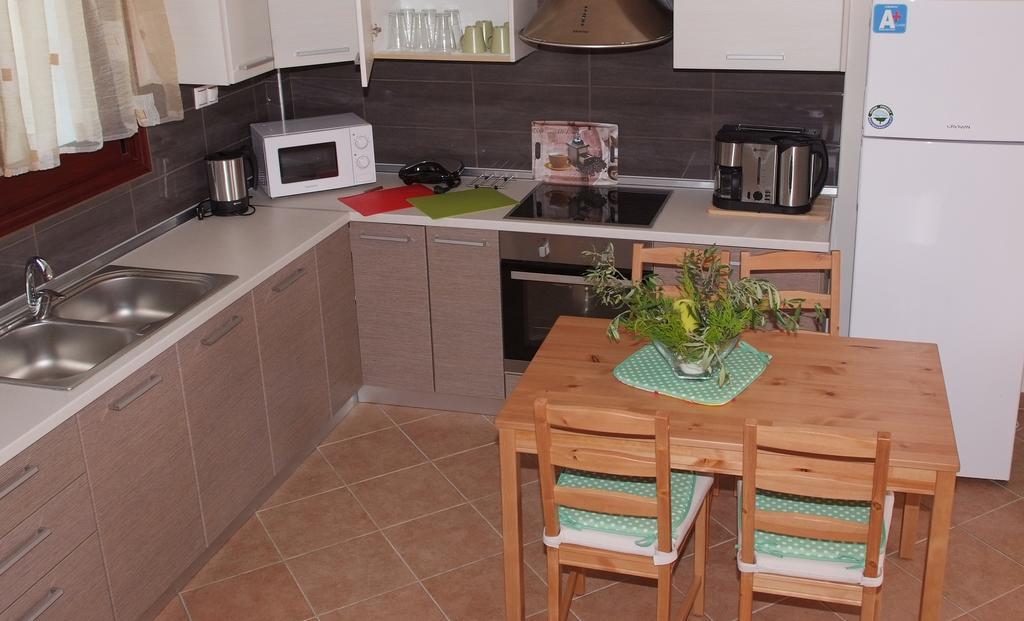 Sofia Luxury Maisonettes Nikiti  Ruang foto