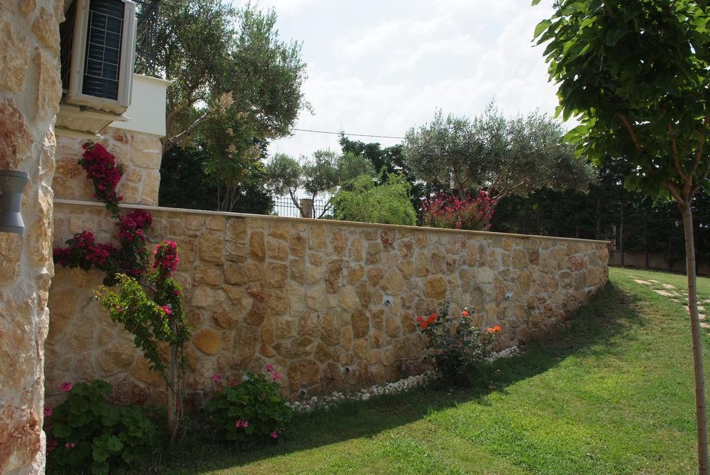 Sofia Luxury Maisonettes Nikiti  Bagian luar foto