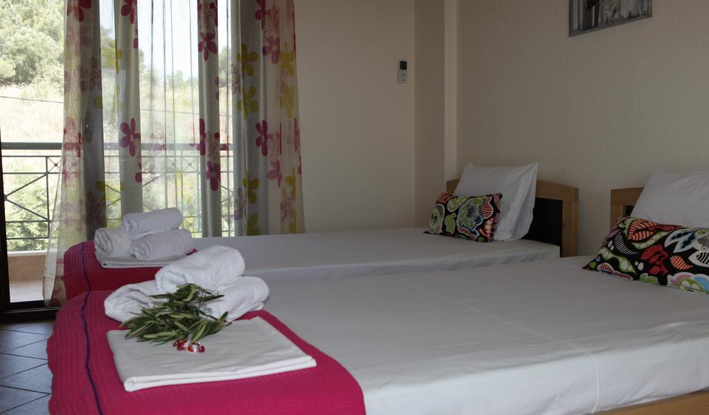 Sofia Luxury Maisonettes Nikiti  Ruang foto